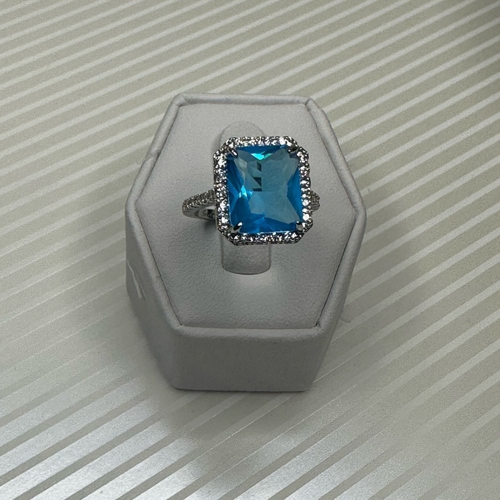 AQUAMARINE WEDDING RING - Picture 2 of 6